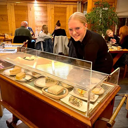 - Restaurant Le Couchetat Hotel La Bresse