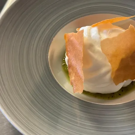 - Restaurant Le Couchetat Hotell