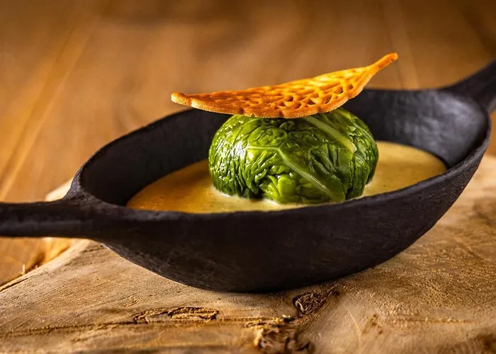 - Restaurant Le Couchetat Hotel La Bresse