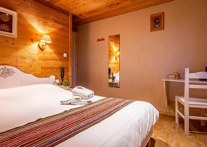 - Restaurant Le Couchetat Hotel La Bresse