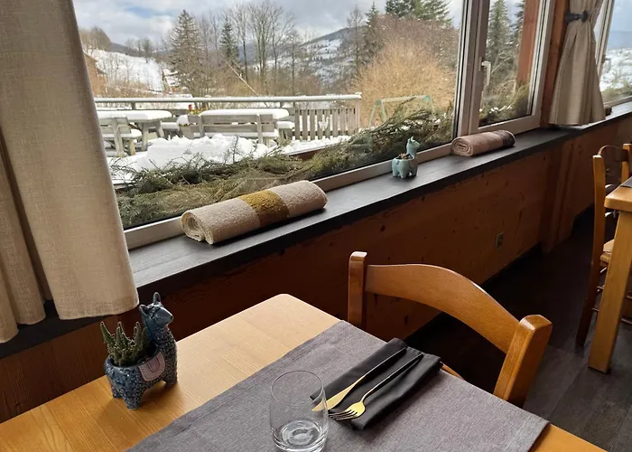 - Restaurant Le Couchetat La Bresse