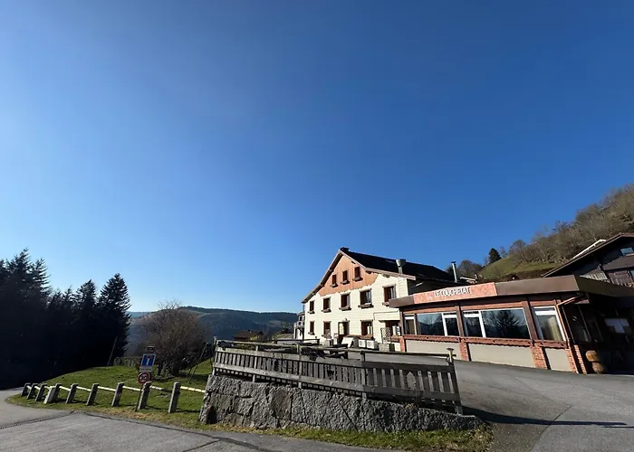 - Restaurant Le Couchetat Hotel La Bresse