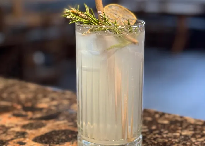 Hotel - Restaurant Le Couchetat 3*