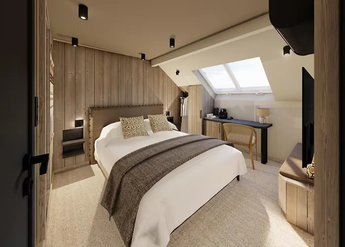 - Restaurant Le Couchetat Hotel