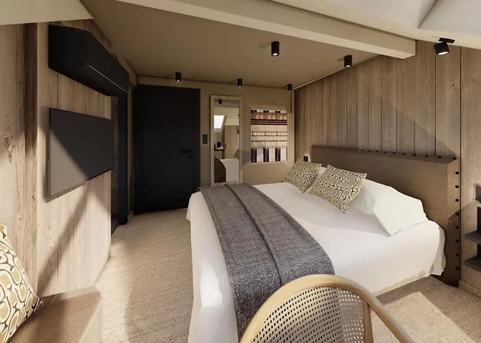 Hotel - Restaurant Le Couchetat 3*