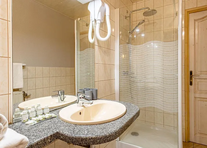 - Restaurant Le Couchetat Hotel La Bresse